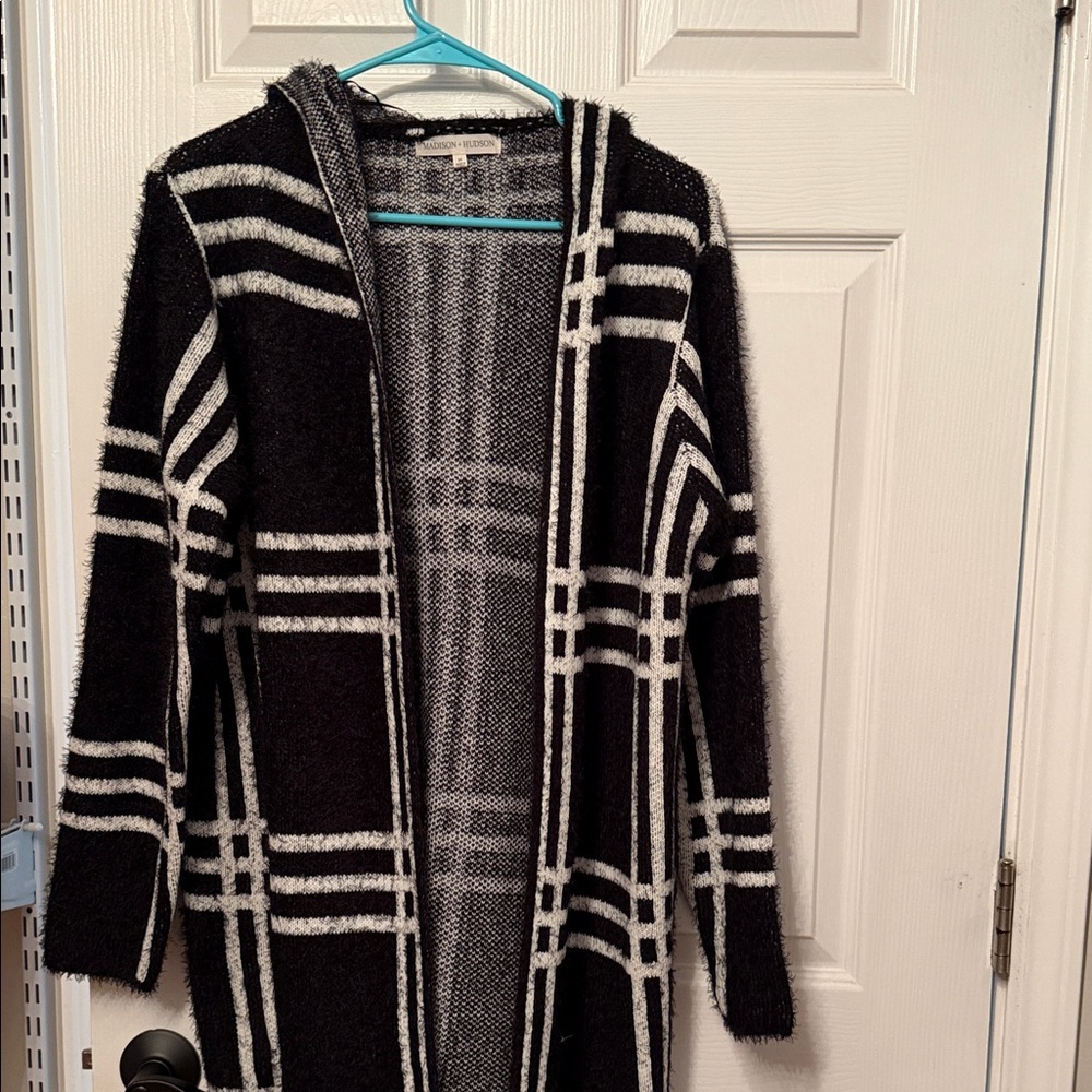 Elegant Black and White Women's Cardigan NWOT